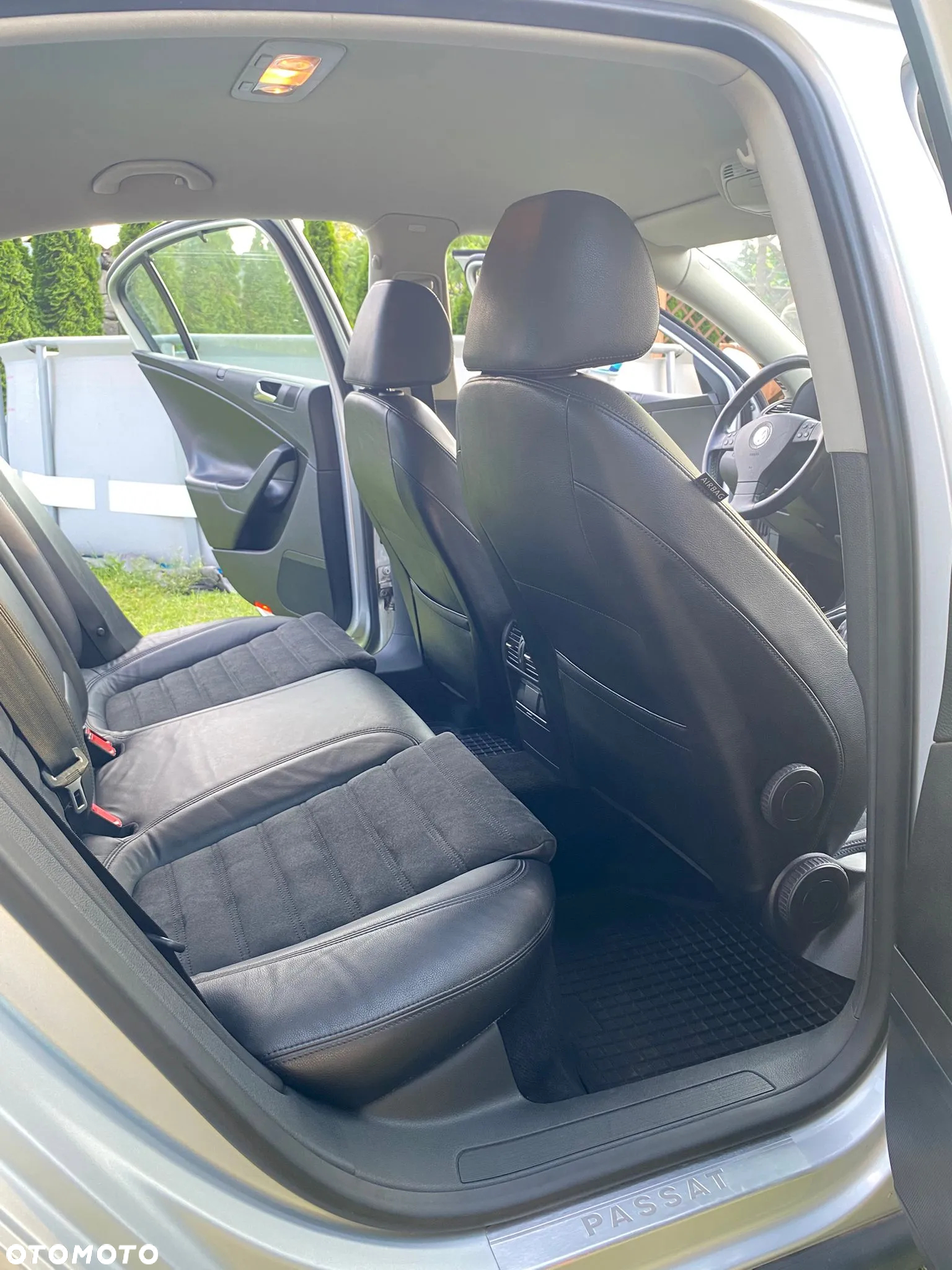 Volkswagen Passat 2.0 TDI DPF Highline - 17