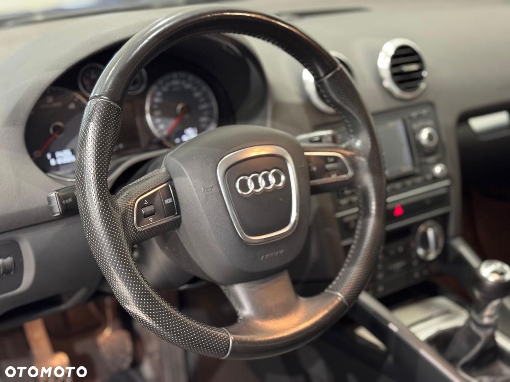 Audi A3 Sportback 2.0 TDI DPF Quattro Ambition - 27