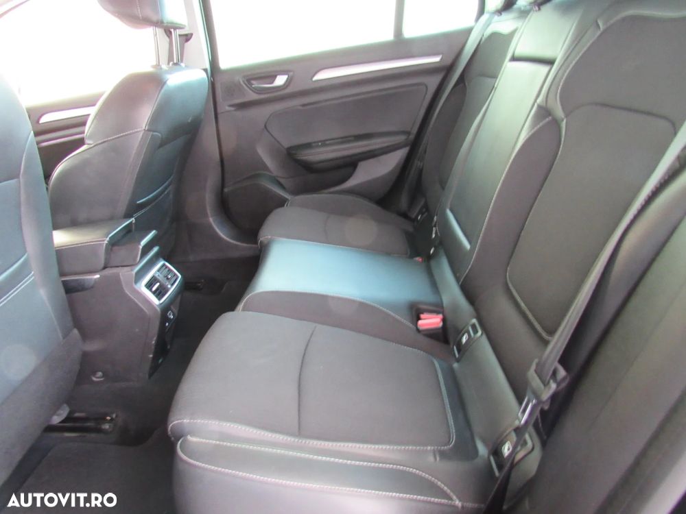 Renault Megane TCe 140 EDC GPF Intens - 15