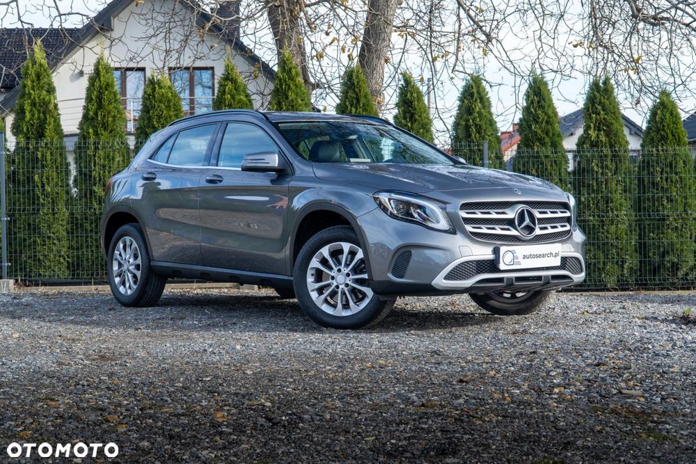 Mercedes-Benz GLA - 3