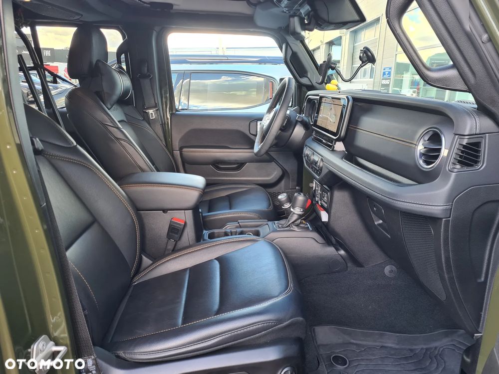 Jeep Wrangler Unlimited GME 2.0 Turbo Sahara - 18