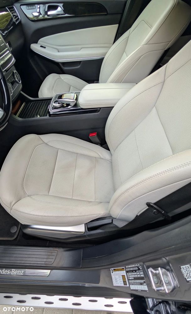 Mercedes-Benz GLS 500 4Matic 9G-TRONIC - 10