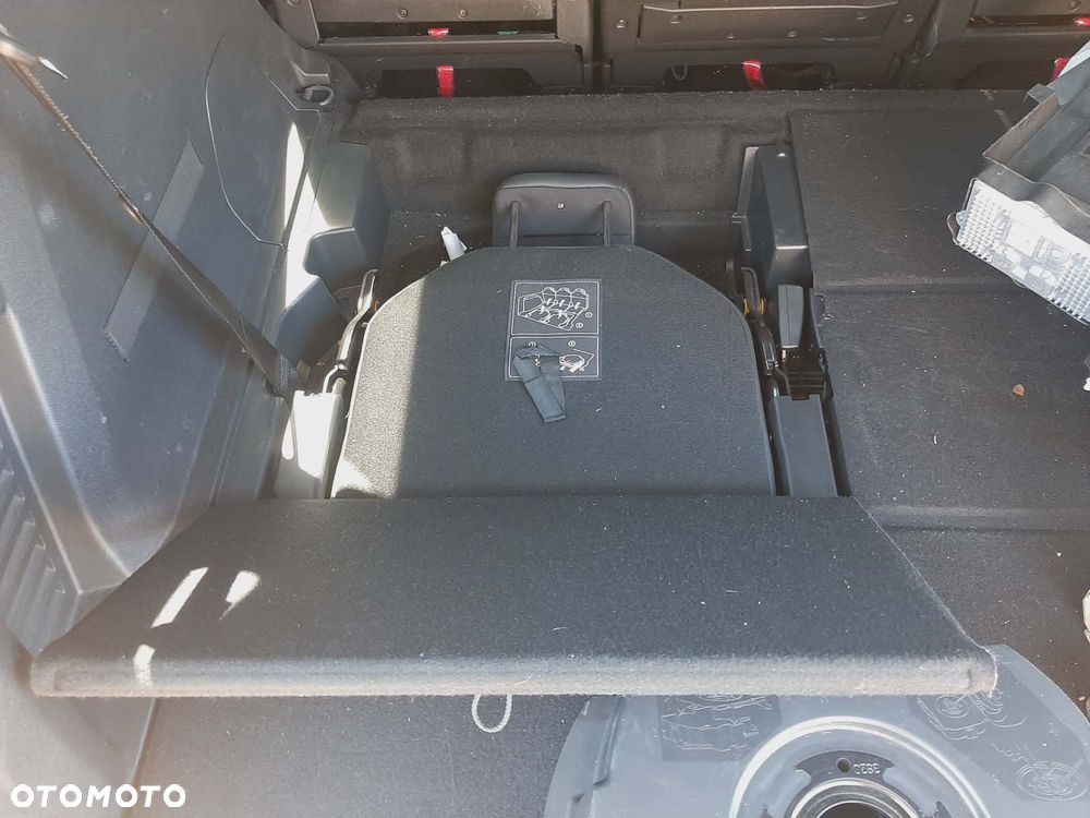 Peugeot 5008 BlueHDi 130 EAT8 Active - 15