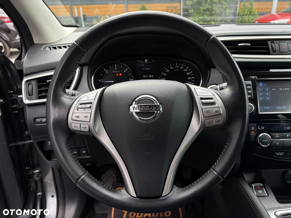 Nissan Qashqai 1.6 DCi Tekna Xtronic - 22