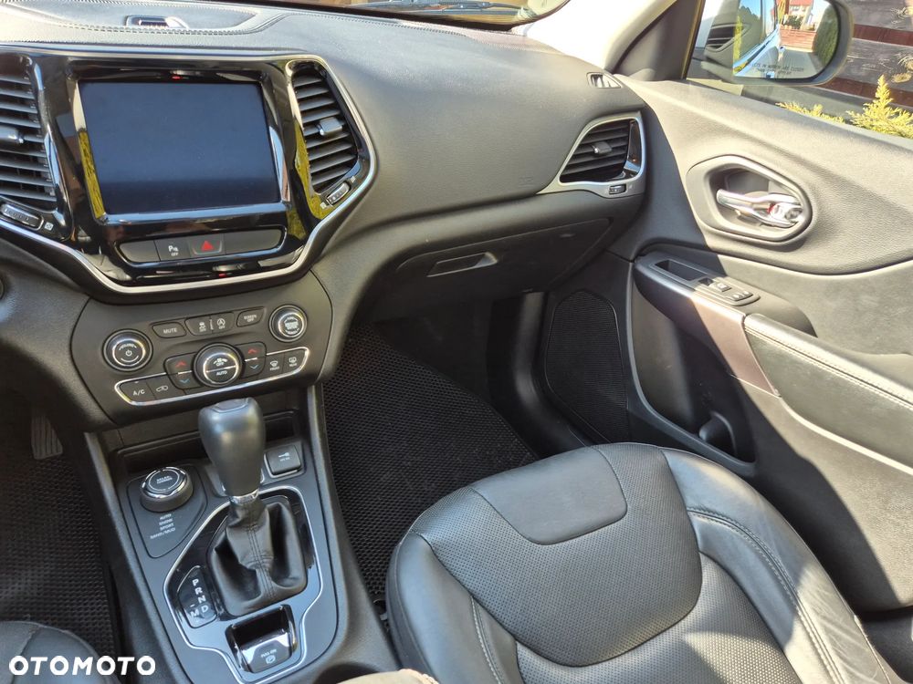 Jeep Cherokee 3.2 V6 Active Drive I Limited - 19