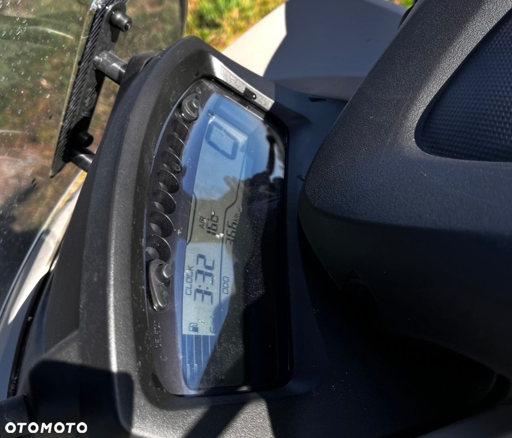 Yamaha Tricity - 4