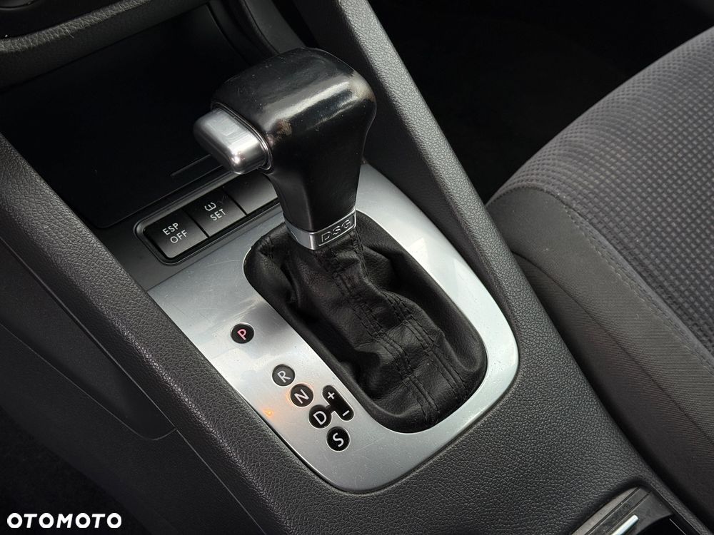 Volkswagen Golf - 19