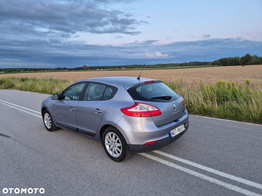 Renault Megane 1.6 16V 110 Expression - 6