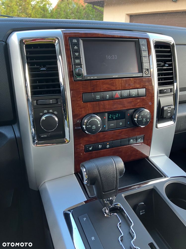 Dodge RAM 5.7 4x4 - 29