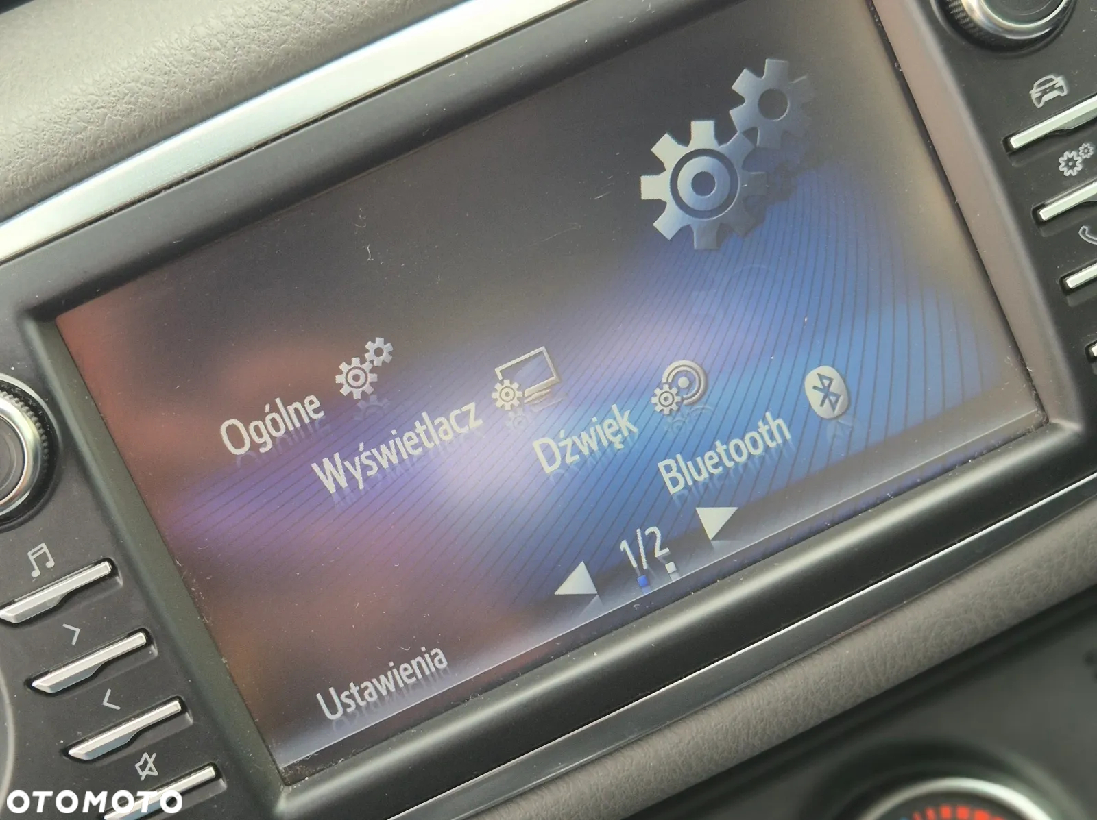 Toyota Yaris 1.5 Premium - 11