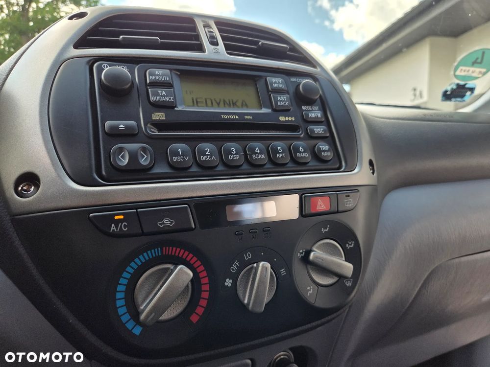 Toyota RAV4 - 19