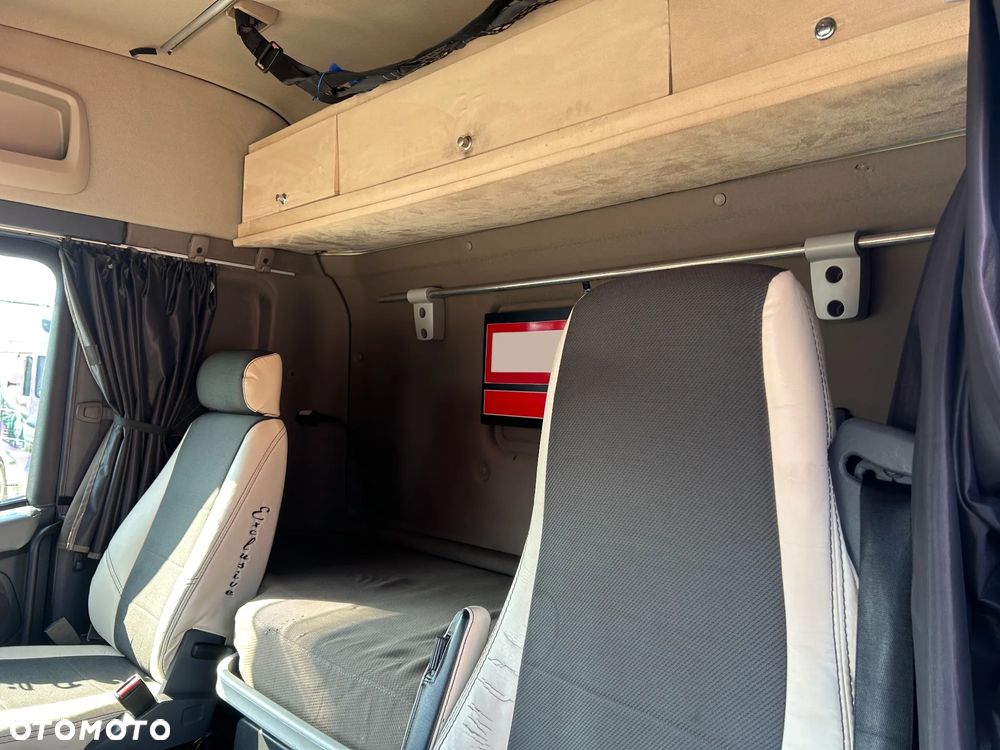 Scania R450 LOW DECK / RETARDER / NOWY TACHOGRAF / ZBIORNIKI 1400 L / PRODUKCJA 2014 ROK / MEGA !! - 24