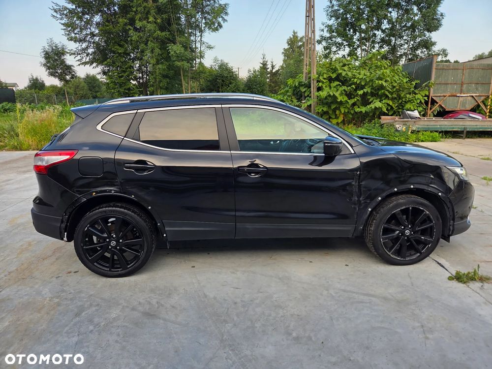 Nissan Qashqai 1.6 DCi N-Connecta - 6