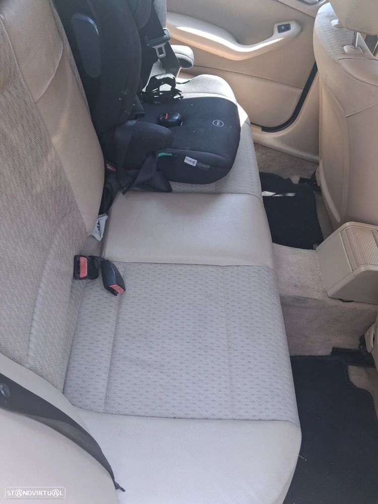 BMW 320 d - 6