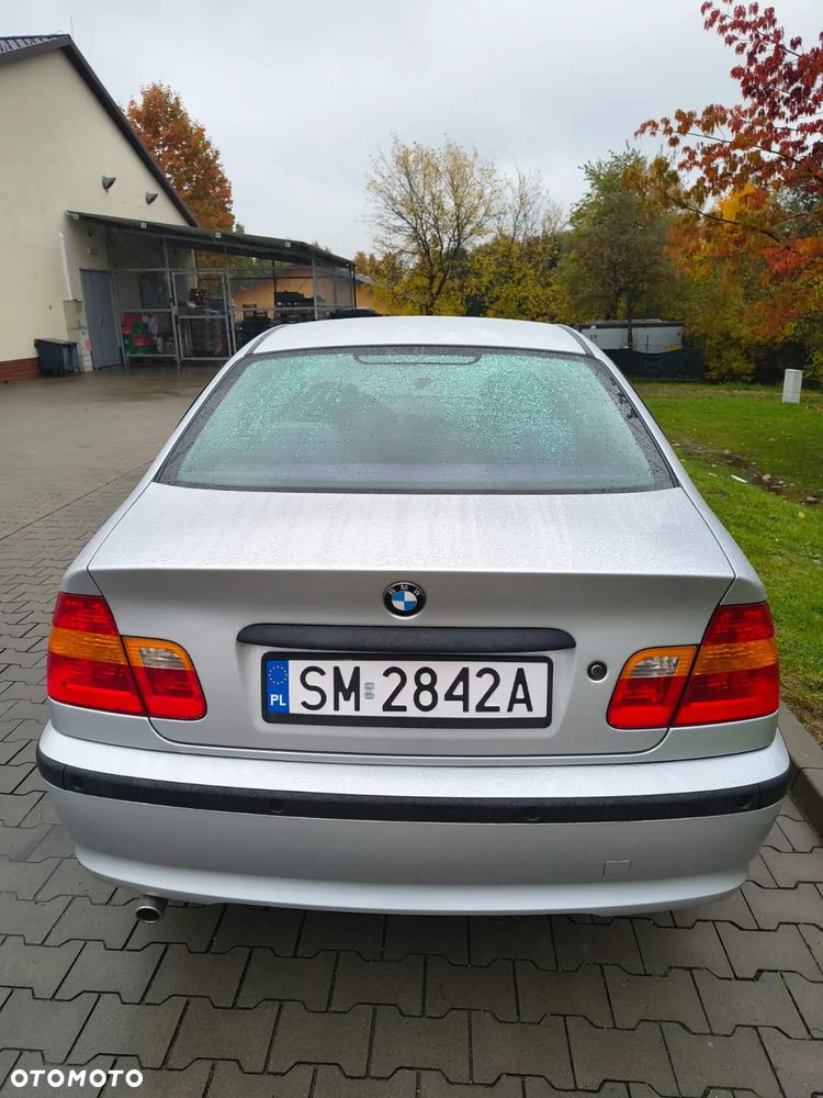 BMW Seria 3 316i - 5