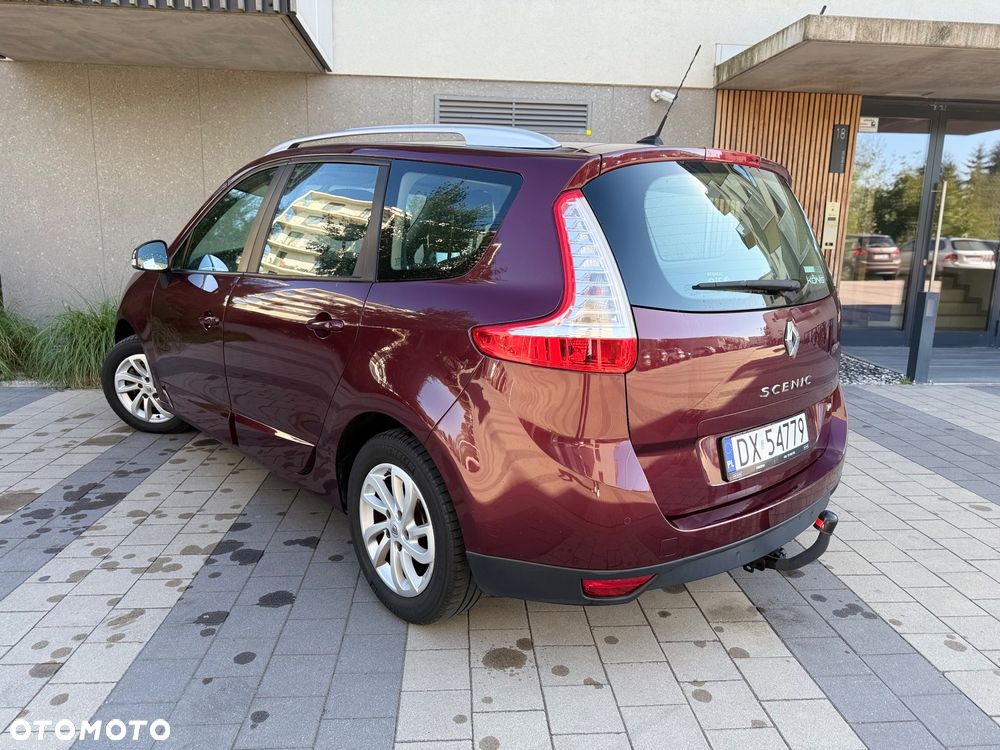 Renault Grand Scenic - 19