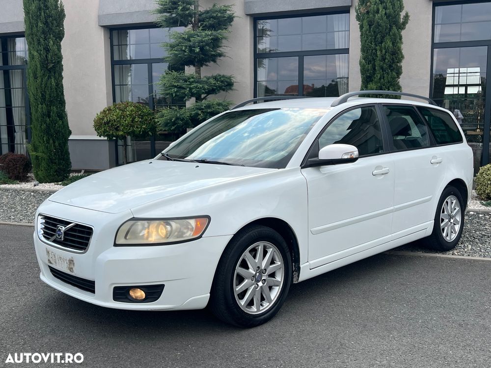 Volvo V50 2.0 D Kinetic - 1