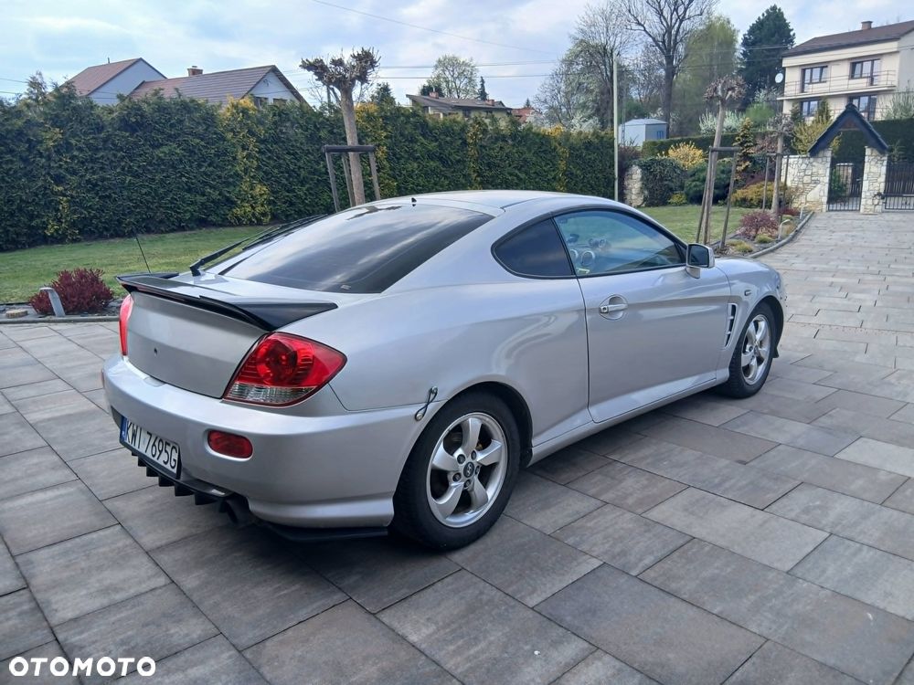 Hyundai Coupe - 2