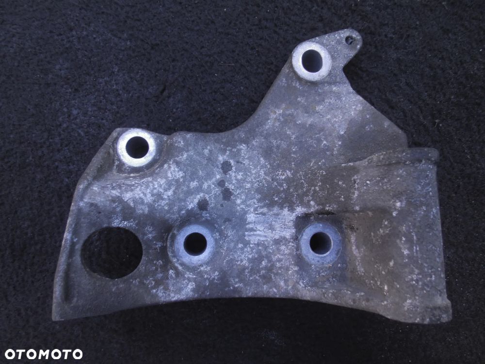 ŁAPA WSPORNIK ALTERNATORA DACIA SANDERO I 1 1.2 16V 7700864288 CLIO II POSIADAM 2 SZT - 3