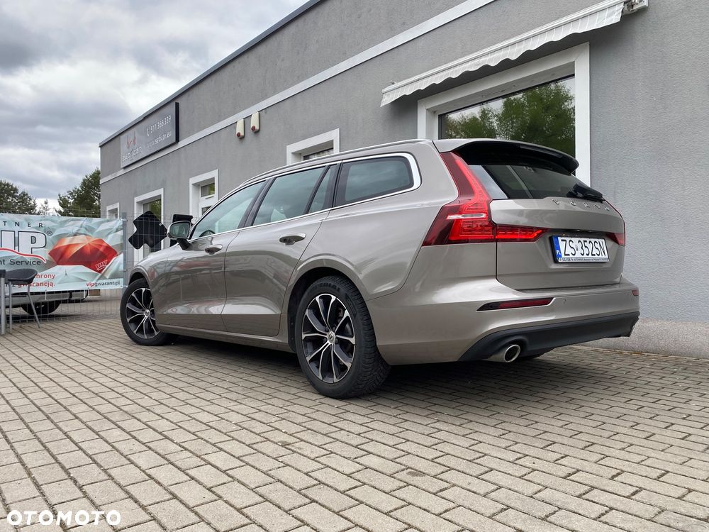 Volvo V60 D4 Geartronic Summum - 4