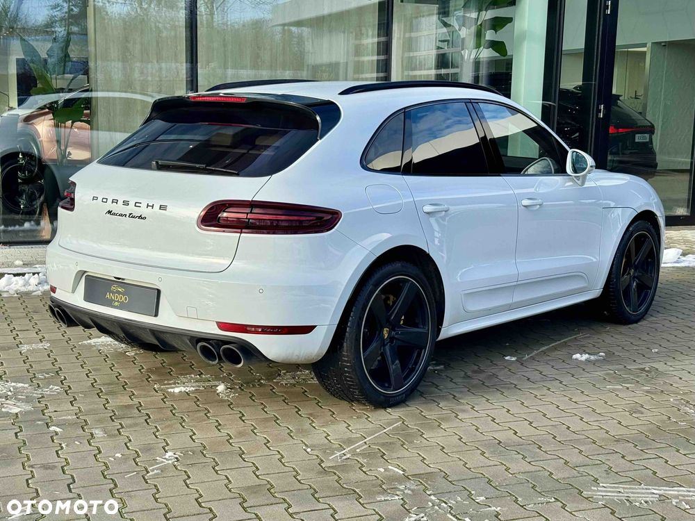 Porsche Macan - 9
