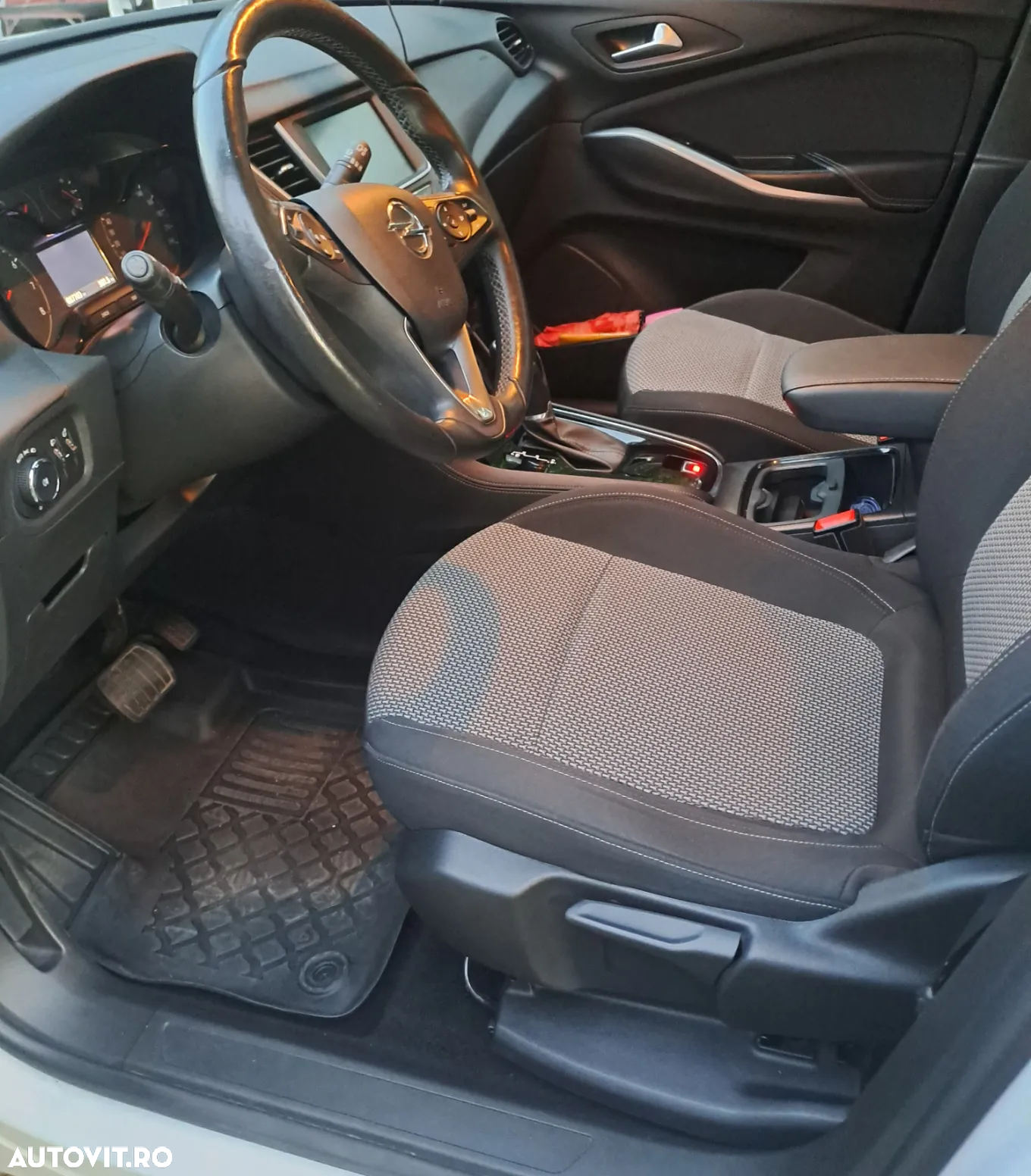 Opel Grandland X 1.2 Turbo START/STOP Aut. Enjoy - 10