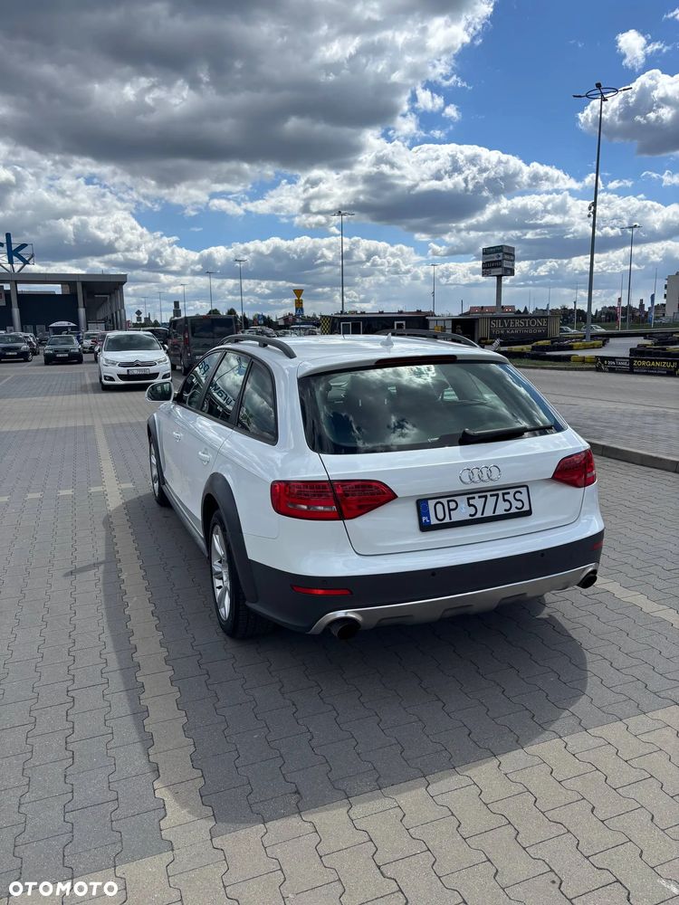 Audi A4 Allroad - 10
