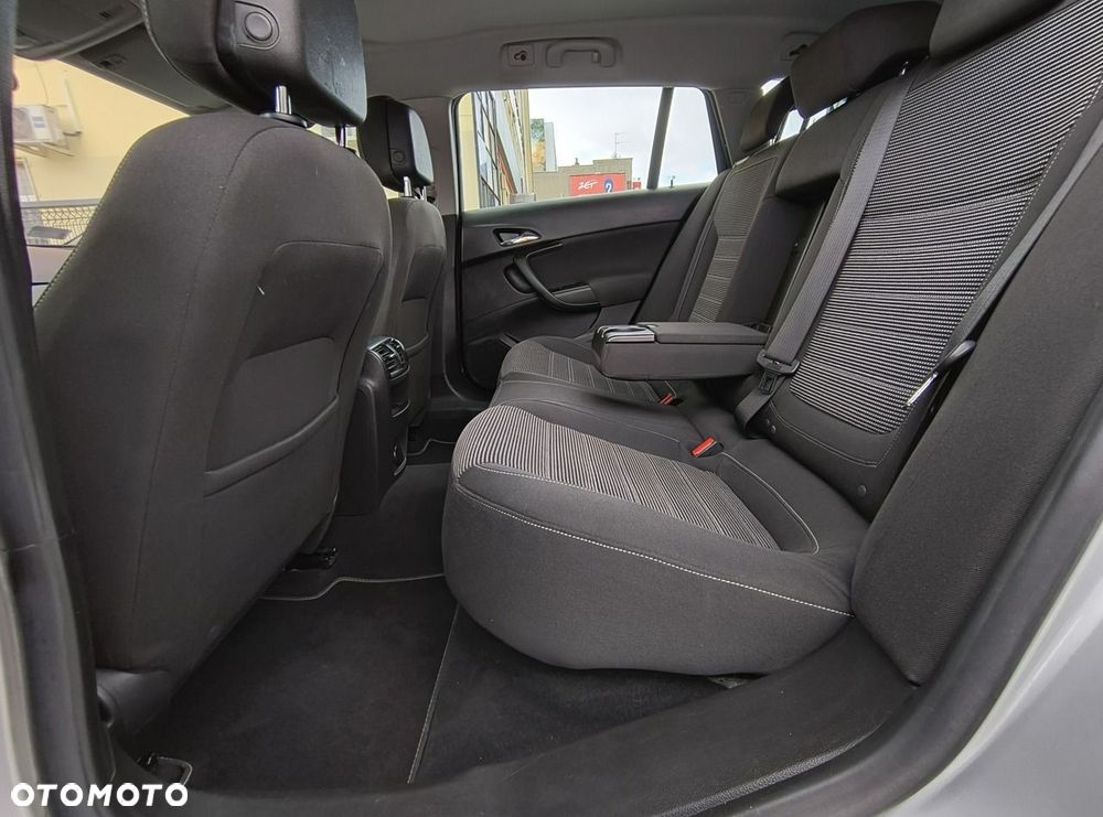 Opel Insignia 2.0 CDTI automatik Active - 15