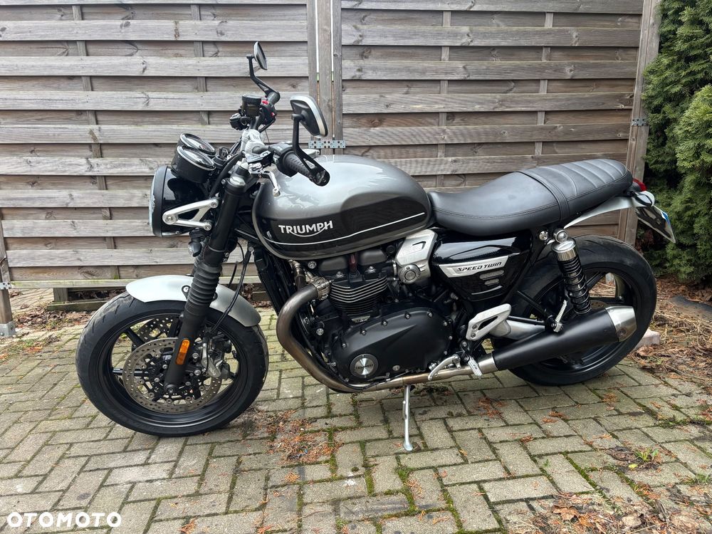 Triumph Speed Twin - 8