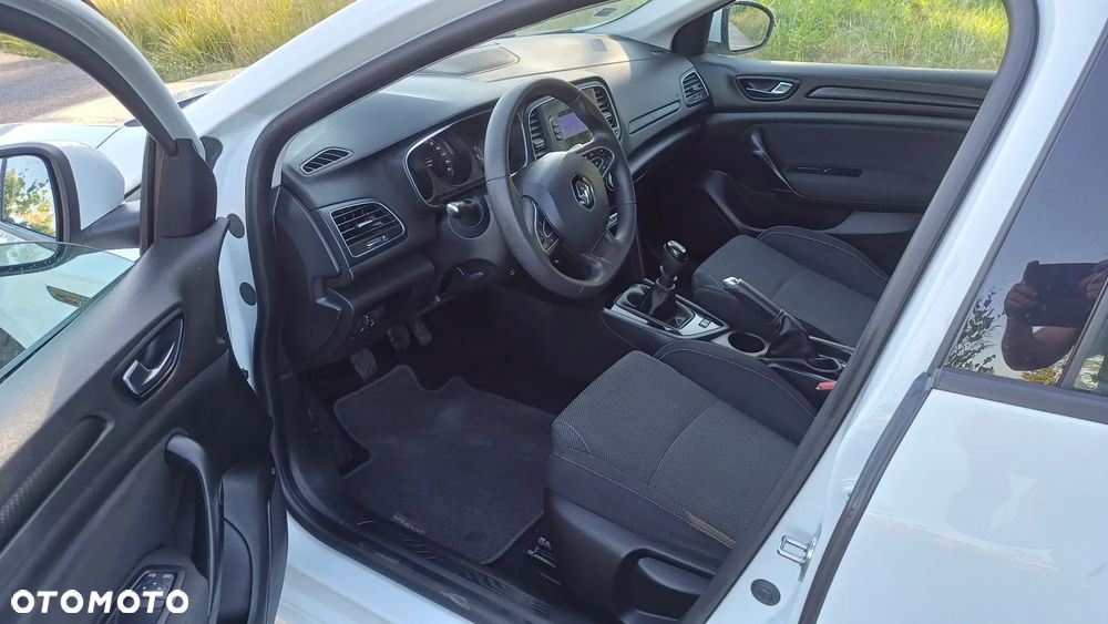 Renault Megane - 13