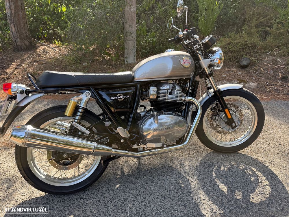 Royal Enfield Interceptor 650 Abs - 9