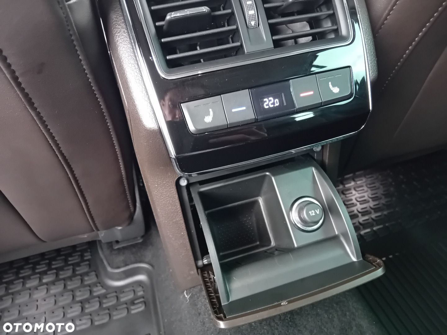 Skoda Superb 2.0 TDI SCR 4x4 L&K DSG - 27