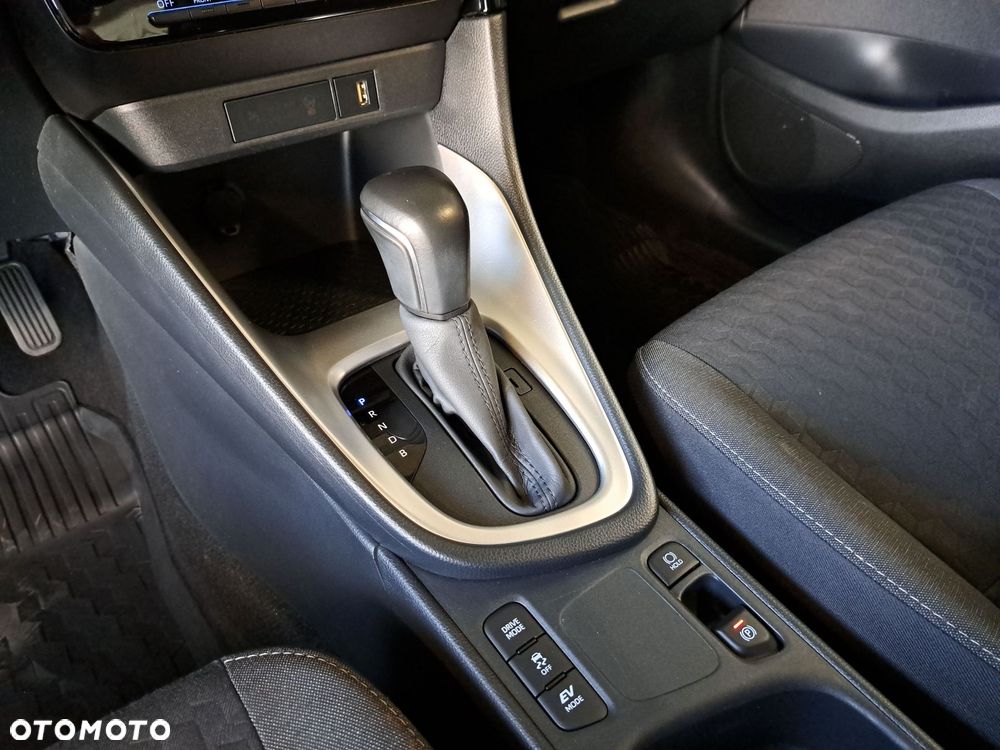 Toyota Yaris Hybrid 1.5 Comfort - 26