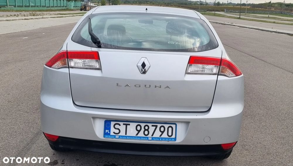 Renault Laguna 2.0 Authentique - 10