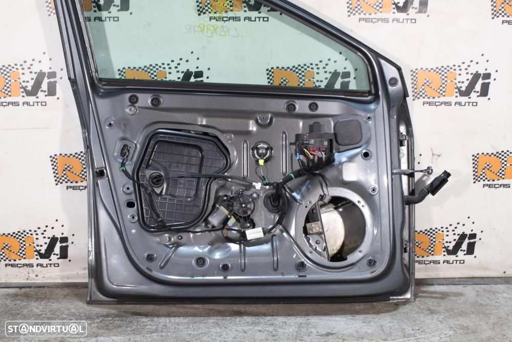 Porta Frente Esquerda Seat Leon (5F1)  Porta Frontal Esquerda Seat Leo - 10