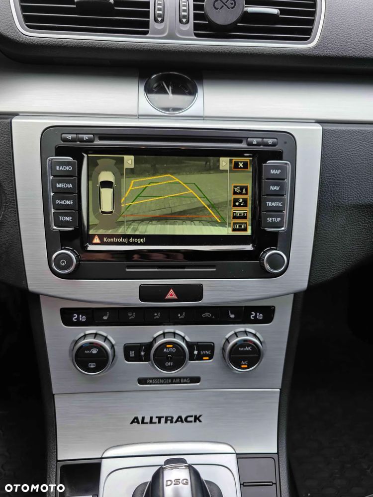 Volkswagen Passat Alltrack 2.0 TDI 4Motion DSG BlueMotion Tec - 14