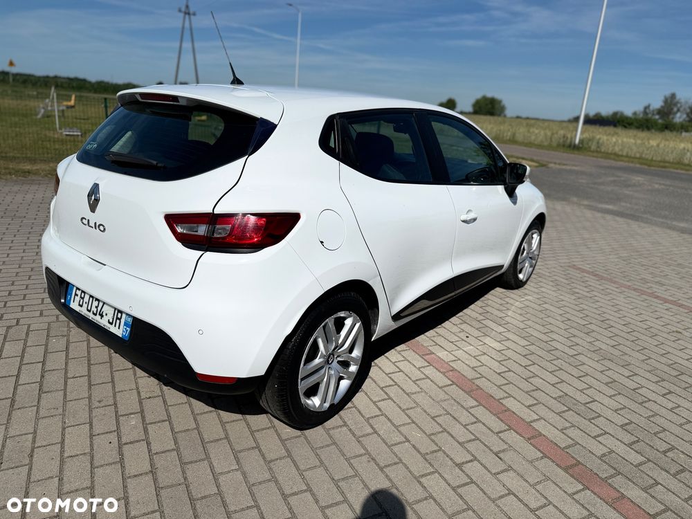 Renault Clio dCi 75 Expression - 8