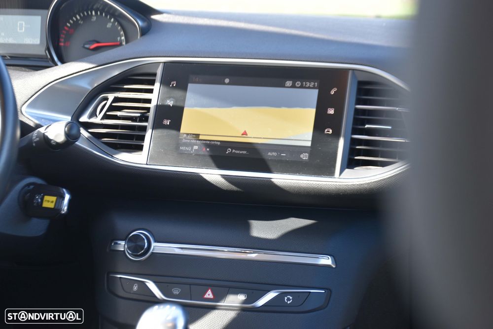 Peugeot 308 1.5 BlueHDi Style - 25
