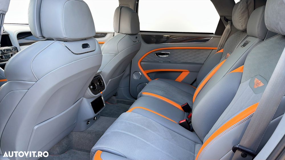 Bentley Bentayga - 12
