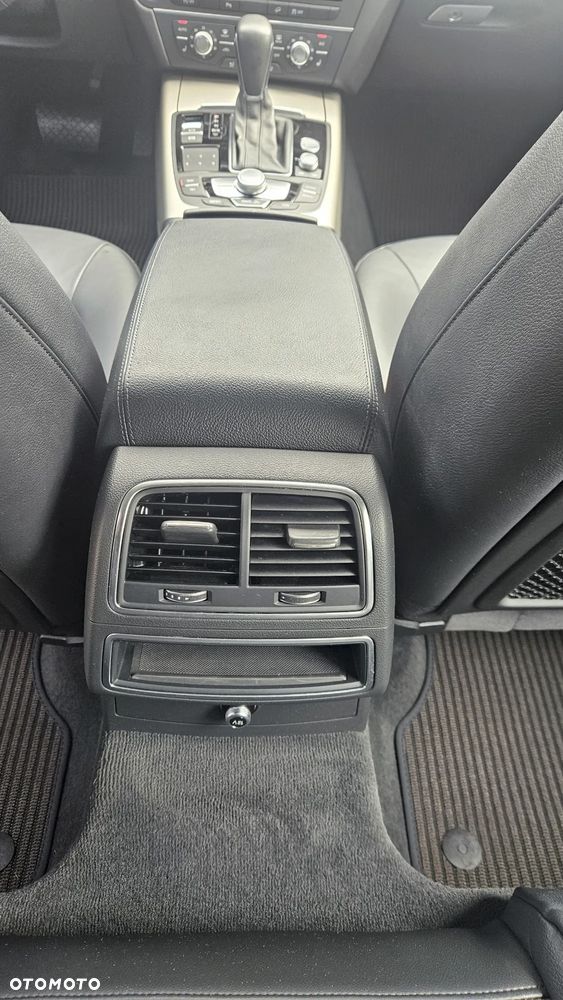 Audi A6 Allroad - 22