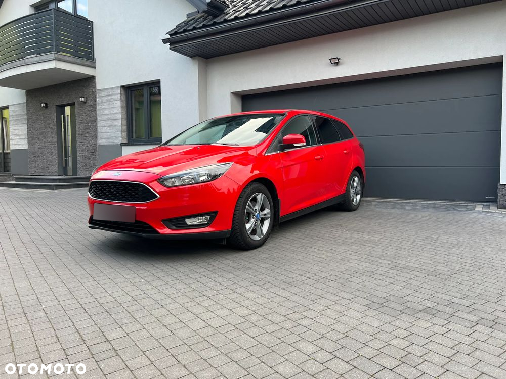 Ford Focus 1.5 TDCi Red Edition - 5
