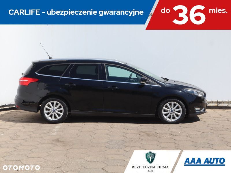 Ford Focus SW - 8
