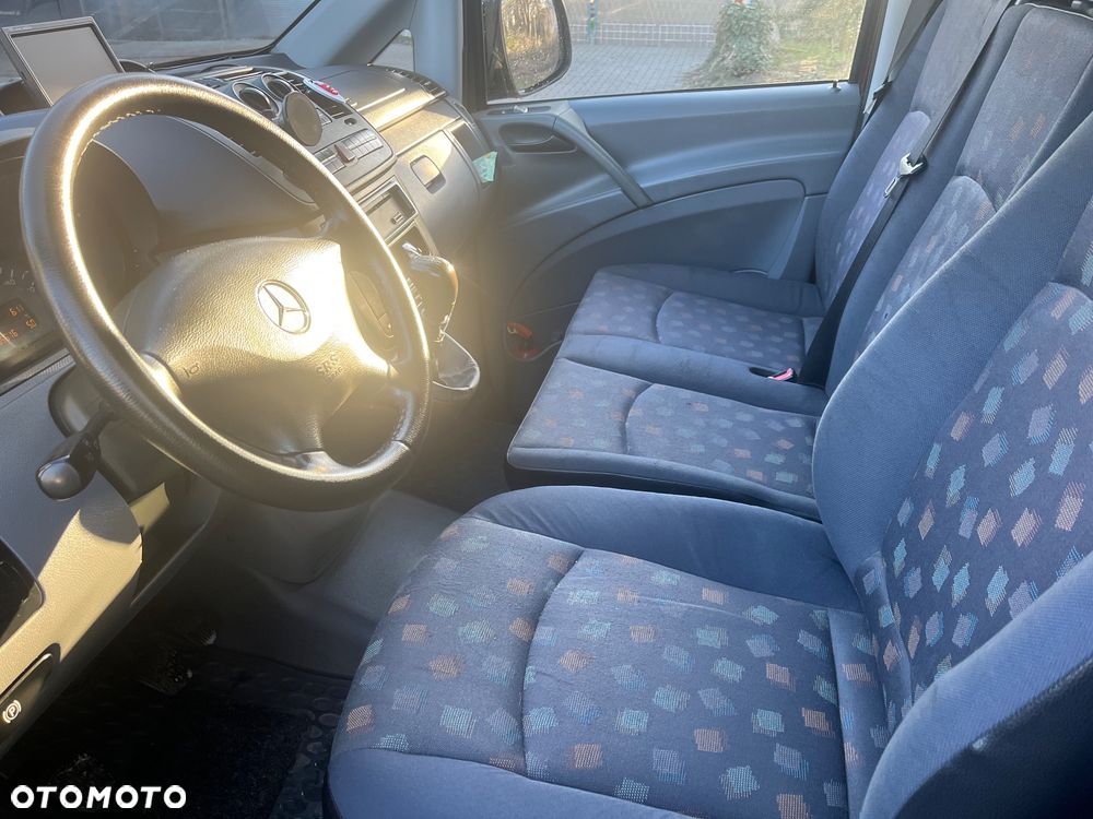 Mercedes-Benz VITO - 23