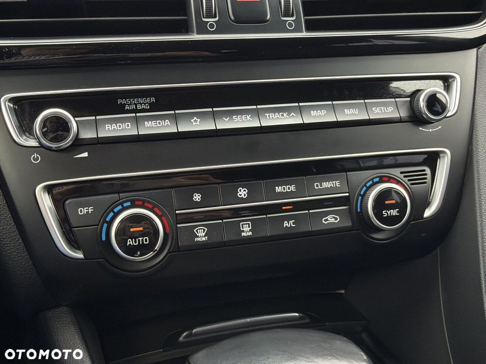 Kia Optima - 26