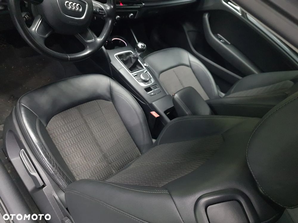 Audi A3 3-drzwiowe 1.4 TFSI Attraction - 28