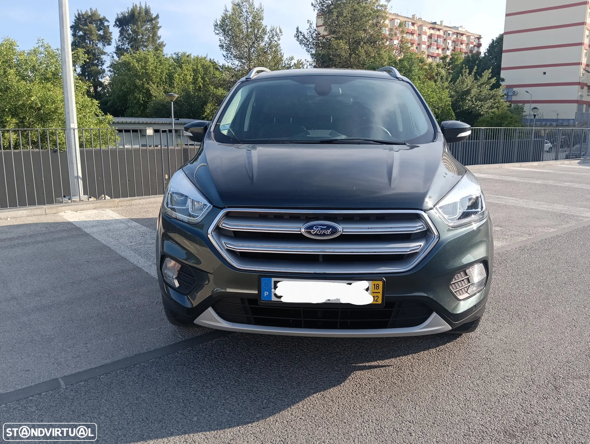 Ford Kuga 1.5 EcoBoost Titanium 4WD Powershift - 2