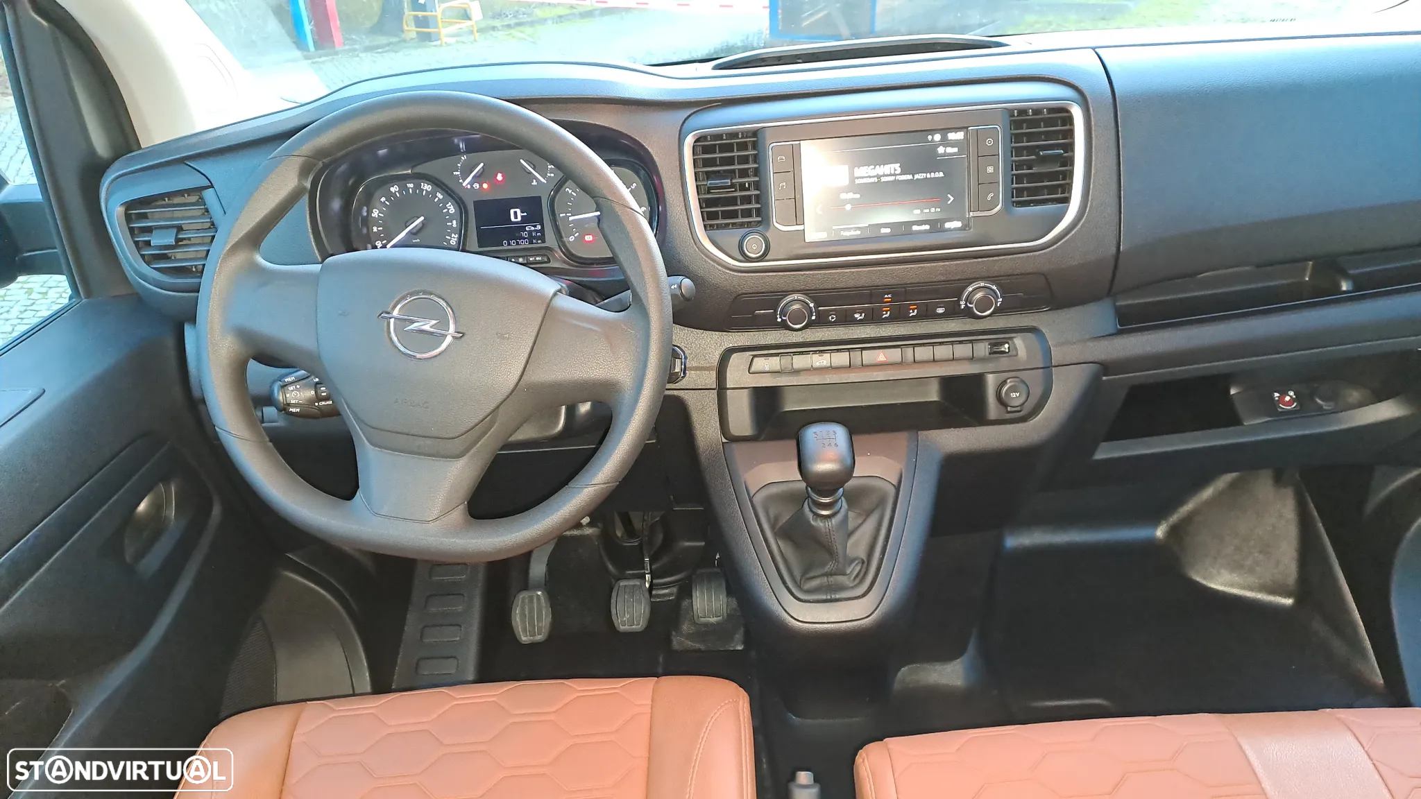 Opel Vivaro 1.5 CDTi L3H1 Essentia Inc - 19