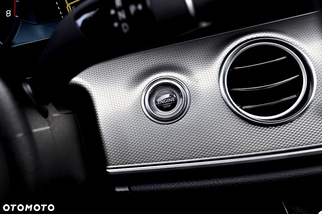 Mercedes-Benz Klasa E 200 T 9G-TRONIC AMG Line - 33