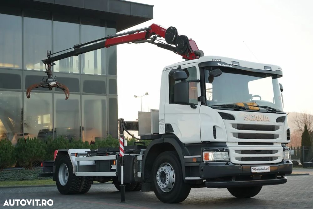 Scania P 280 / 4X2 / ȘASIU - 4,9 M / + HDS HMF 635 / CAPACITATE DE RIDICARE 1.500 KG / ATINGERE MAXIMĂ 6,9 M / GRĂTAR / - 1