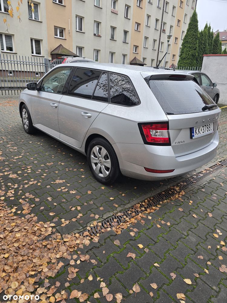 Skoda Fabia - 8
